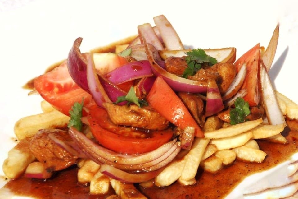 Pollo Saltado.